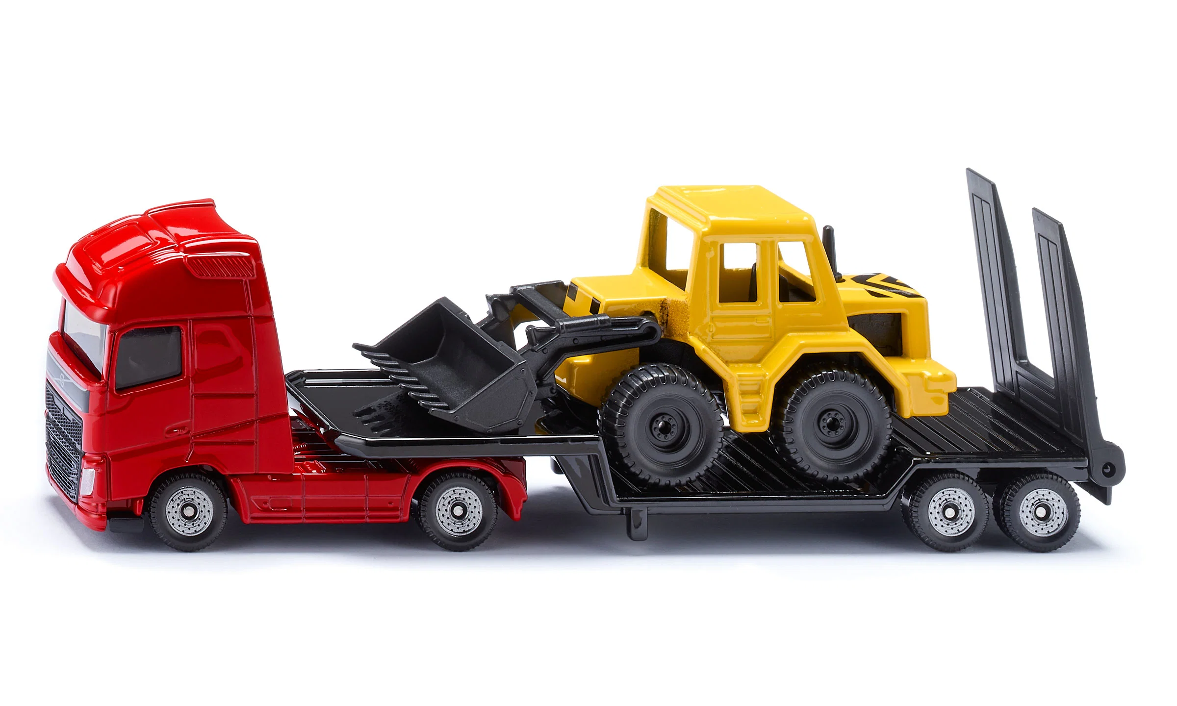 SIKU CAMION VOLVO CON RUSPA GOMMATA 1616