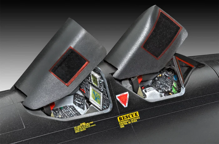 REVELL LOCKHEED SR-71B BLACKBIRD 037519090 REVELL LOCKHEED SR-71B BLACKBIRD 037519090