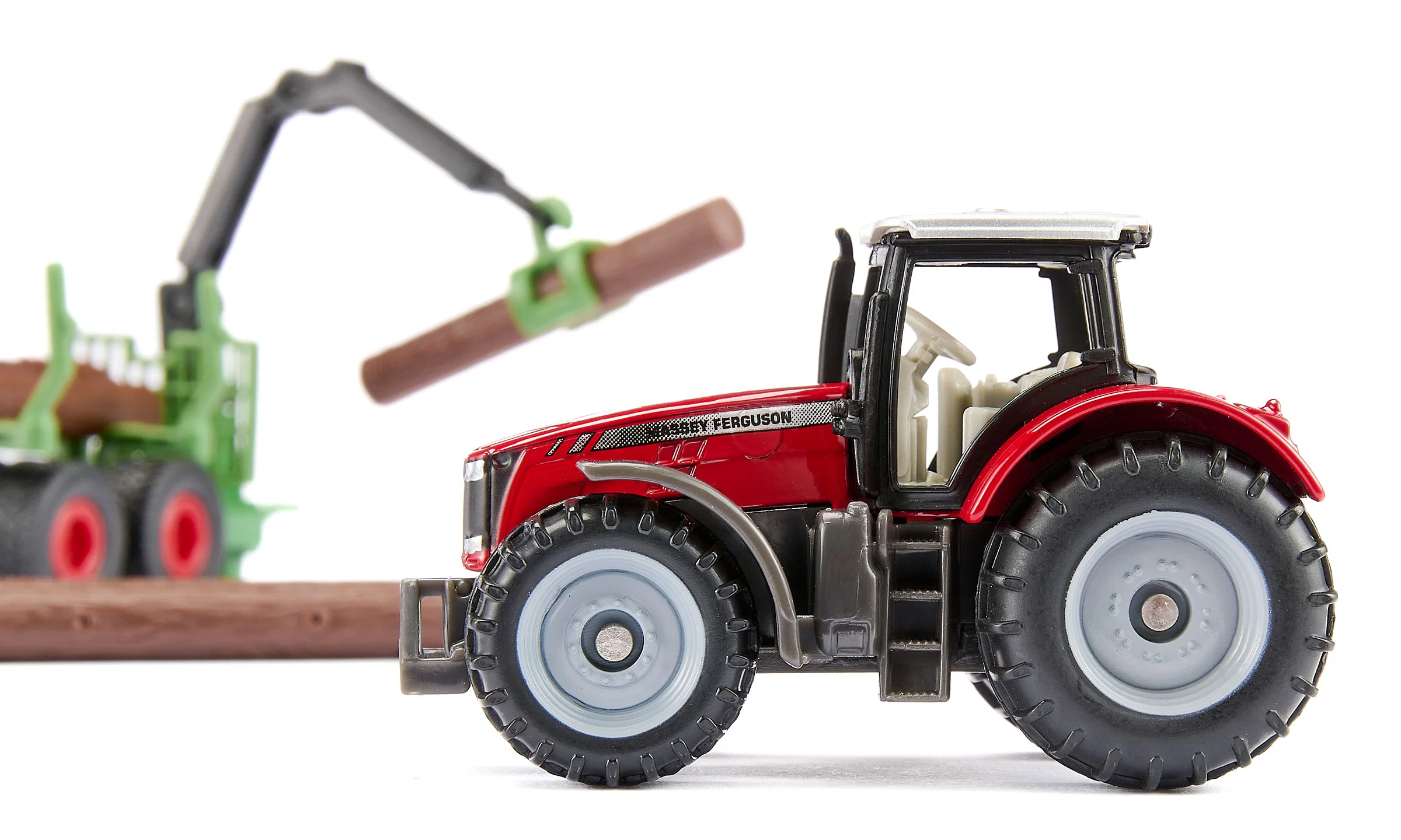SIKU MASSEY FERGUSON CON RIMORCHIO FORESTALE 1134